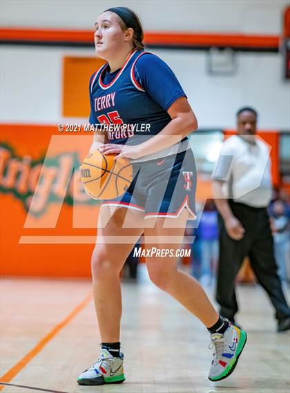 Thumbnail 1 in Terry Sanford @ South View photogallery.