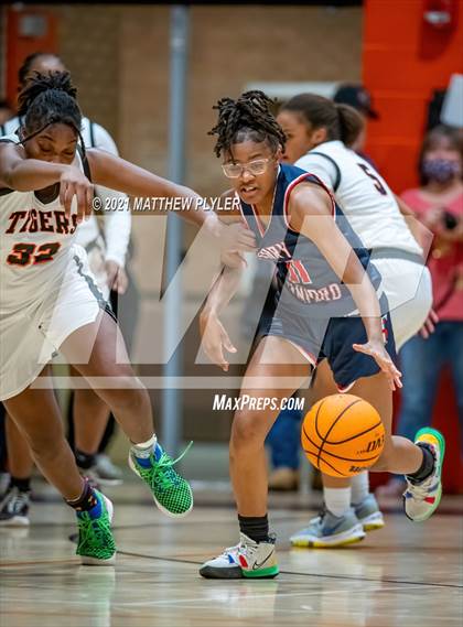 Thumbnail 3 in Terry Sanford @ South View photogallery.