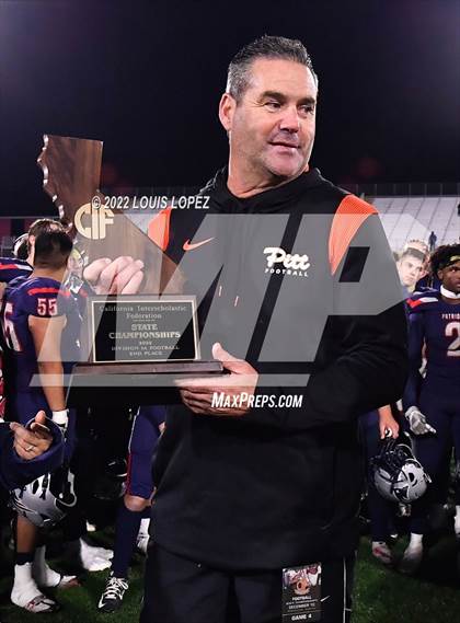 Thumbnail 2 in Liberty @ Pittsburg (CIF STATE DIV 1A Championship Final) photogallery.