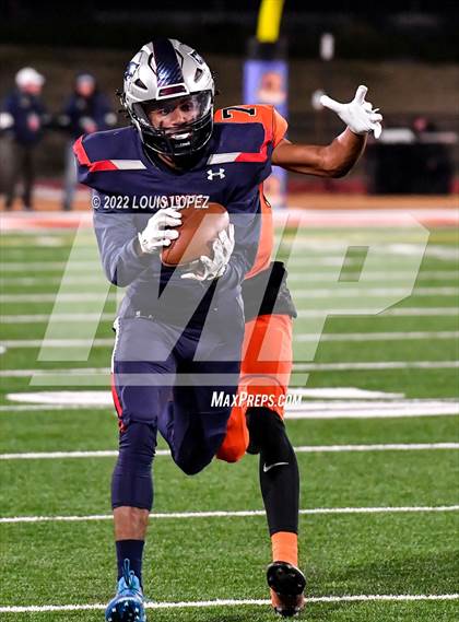 Thumbnail 3 in Liberty @ Pittsburg (CIF STATE DIV 1A Championship Final) photogallery.