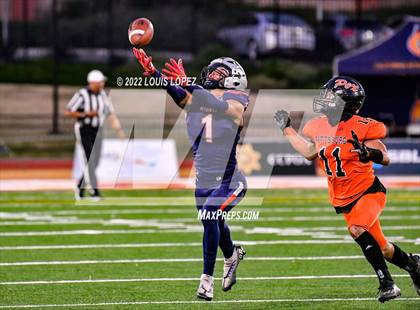 Thumbnail 1 in Liberty @ Pittsburg (CIF STATE DIV 1A Championship Final) photogallery.