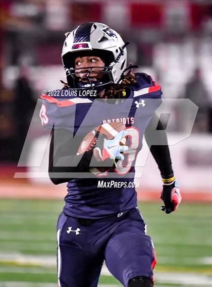 Thumbnail 1 in Liberty @ Pittsburg (CIF STATE DIV 1A Championship Final) photogallery.