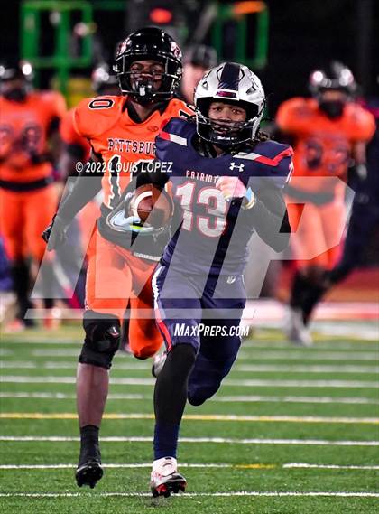 Thumbnail 2 in Liberty @ Pittsburg (CIF STATE DIV 1A Championship Final) photogallery.