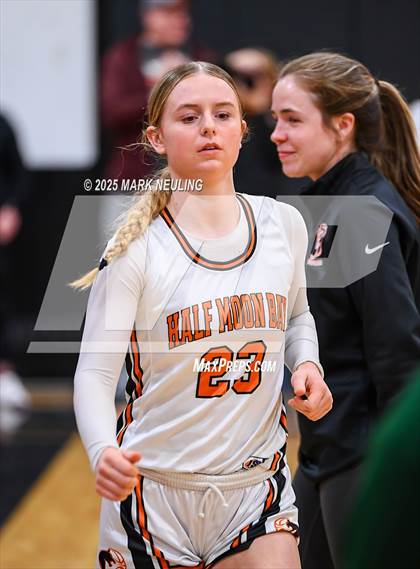 Thumbnail 3 in St. Patrick-St. Vincent @ Half Moon Bay (CIF D4 Round 1) photogallery.