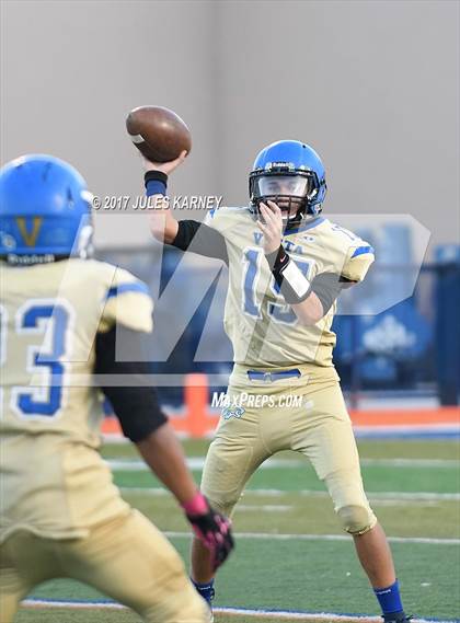 Thumbnail 3 in FR: Sierra Vista vs Bishop Gorman photogallery.