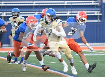 Thumbnail 2 in FR: Sierra Vista vs Bishop Gorman photogallery.