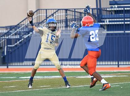 Thumbnail 1 in FR: Sierra Vista vs Bishop Gorman photogallery.