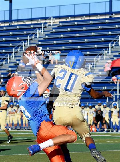 Thumbnail 3 in FR: Sierra Vista vs Bishop Gorman photogallery.