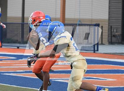 Thumbnail 2 in FR: Sierra Vista vs Bishop Gorman photogallery.