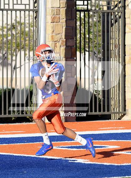 Thumbnail 2 in FR: Sierra Vista vs Bishop Gorman photogallery.
