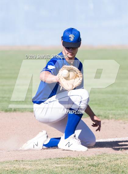 Thumbnail 2 in Sierra @ Manteca photogallery.
