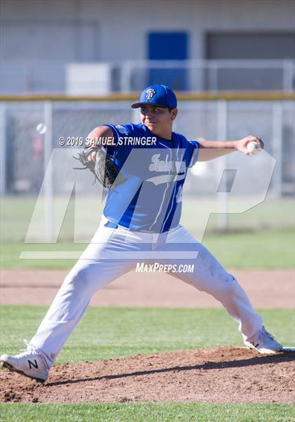 Thumbnail 1 in Sierra @ Manteca photogallery.