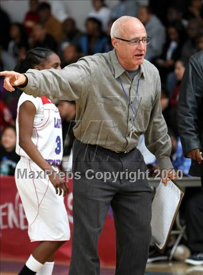 Thumbnail 2 in Washington vs. Carson (CIF LA City Section Playoffs) photogallery.