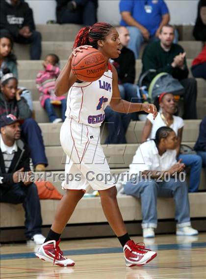 Thumbnail 1 in Washington vs. Carson (CIF LA City Section Playoffs) photogallery.