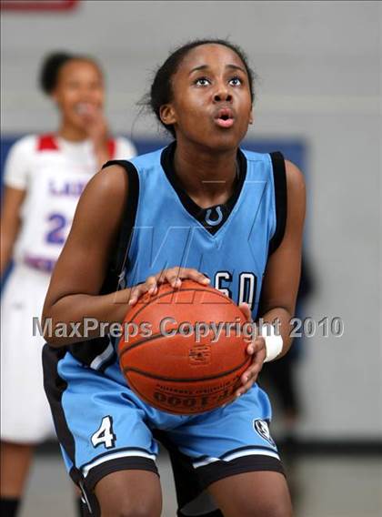 Thumbnail 3 in Washington vs. Carson (CIF LA City Section Playoffs) photogallery.