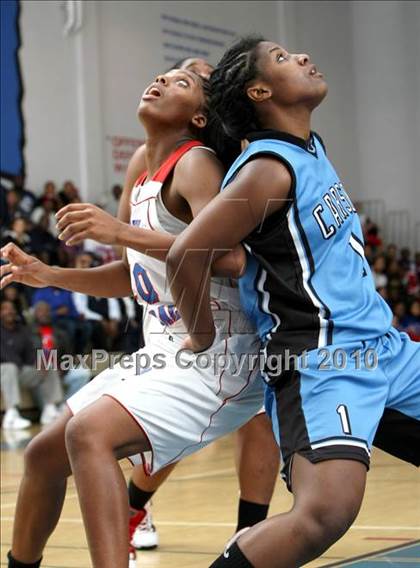 Thumbnail 1 in Washington vs. Carson (CIF LA City Section Playoffs) photogallery.