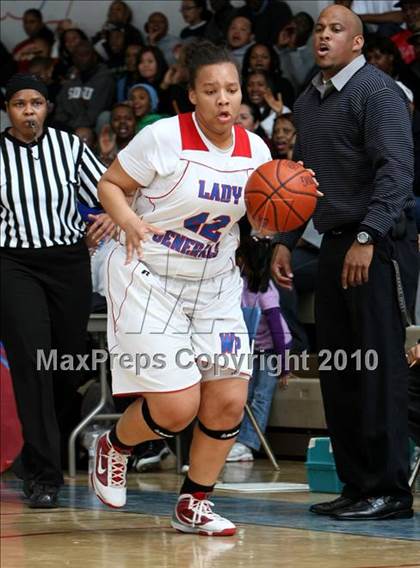 Thumbnail 2 in Washington vs. Carson (CIF LA City Section Playoffs) photogallery.