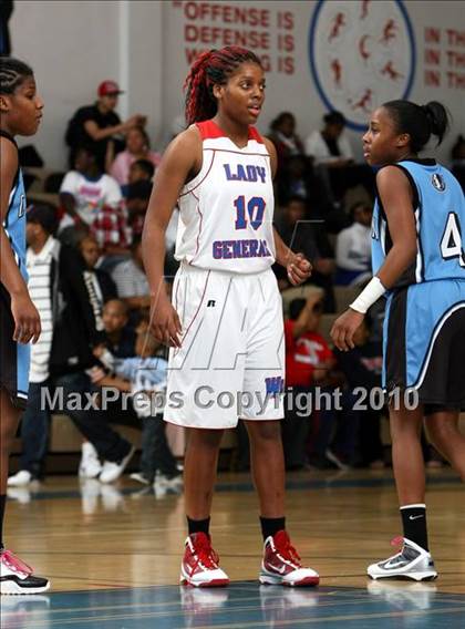 Thumbnail 3 in Washington vs. Carson (CIF LA City Section Playoffs) photogallery.