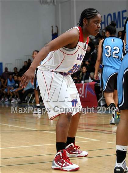 Thumbnail 3 in Washington vs. Carson (CIF LA City Section Playoffs) photogallery.