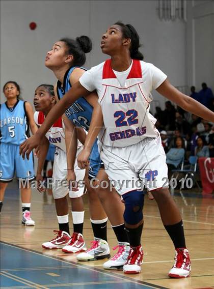 Thumbnail 1 in Washington vs. Carson (CIF LA City Section Playoffs) photogallery.