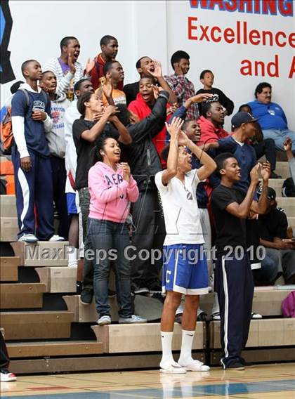 Thumbnail 2 in Washington vs. Carson (CIF LA City Section Playoffs) photogallery.