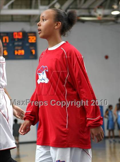 Thumbnail 3 in Washington vs. Carson (CIF LA City Section Playoffs) photogallery.
