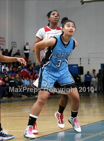 Thumbnail 1 in Washington vs. Carson (CIF LA City Section Playoffs) photogallery.