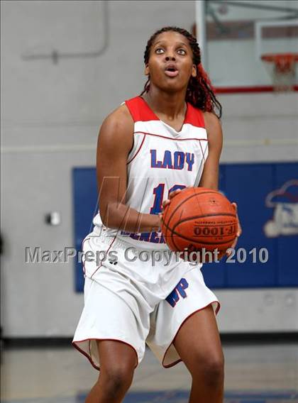 Thumbnail 1 in Washington vs. Carson (CIF LA City Section Playoffs) photogallery.