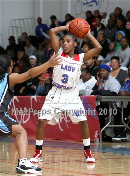 Thumbnail 3 in Washington vs. Carson (CIF LA City Section Playoffs) photogallery.