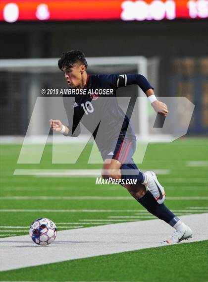 Thumbnail 1 in Tompkins vs. Mayde Creek (UIL 6A Quarterfinal Playoff) photogallery.