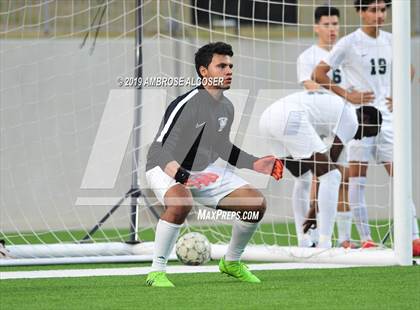Thumbnail 3 in Tompkins vs. Mayde Creek (UIL 6A Quarterfinal Playoff) photogallery.