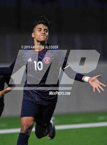 Thumbnail 1 in Tompkins vs. Mayde Creek (UIL 6A Quarterfinal Playoff) photogallery.