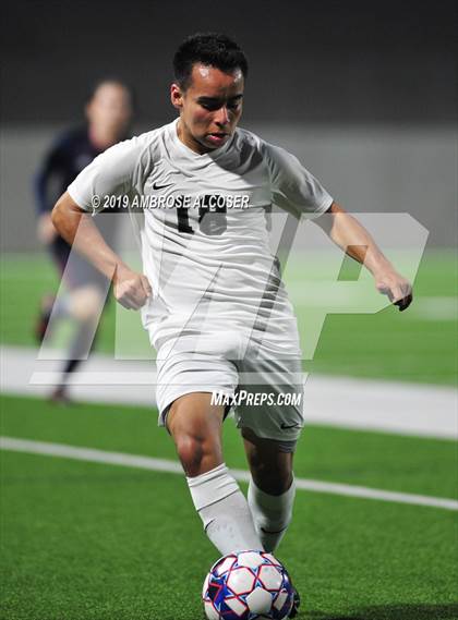 Thumbnail 3 in Tompkins vs. Mayde Creek (UIL 6A Quarterfinal Playoff) photogallery.