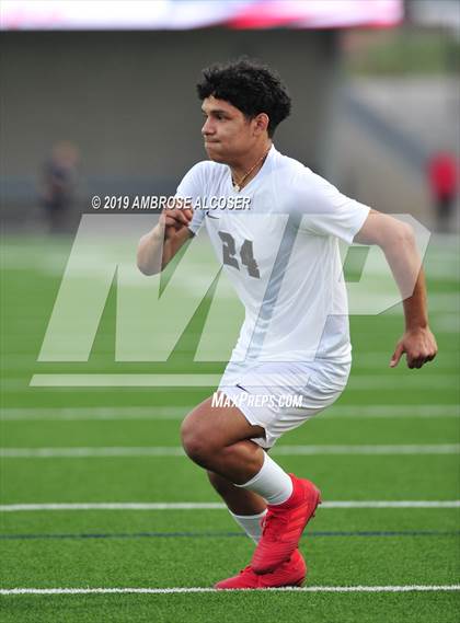 Thumbnail 3 in Tompkins vs. Mayde Creek (UIL 6A Quarterfinal Playoff) photogallery.