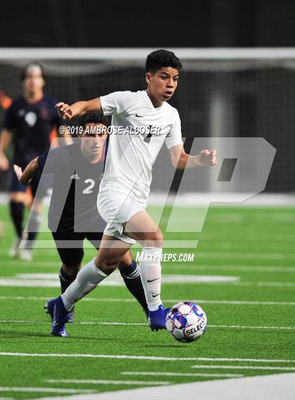 Thumbnail 1 in Tompkins vs. Mayde Creek (UIL 6A Quarterfinal Playoff) photogallery.