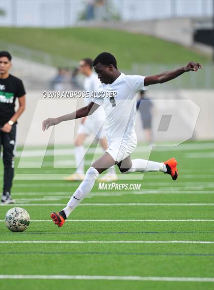 Thumbnail 1 in Tompkins vs. Mayde Creek (UIL 6A Quarterfinal Playoff) photogallery.