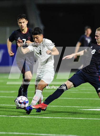 Thumbnail 3 in Tompkins vs. Mayde Creek (UIL 6A Quarterfinal Playoff) photogallery.