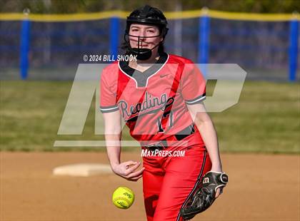 Thumbnail 2 in Reading @ Oley Valley (Scrimmage) photogallery.