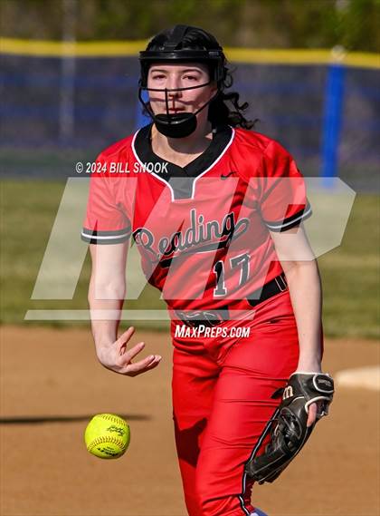 Thumbnail 2 in Reading @ Oley Valley (Scrimmage) photogallery.