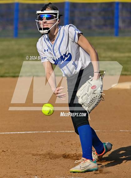 Thumbnail 2 in Reading @ Oley Valley (Scrimmage) photogallery.