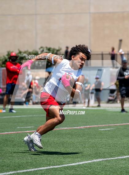 Thumbnail 2 in Holtville vs Christian (SDSU 7 on 7 Tournament) photogallery.