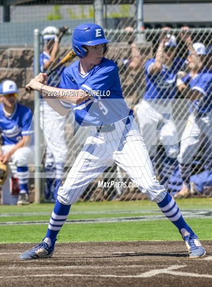 Thumbnail 1 in La Junta vs. Emmett (Coach Bob National Invitational) photogallery.