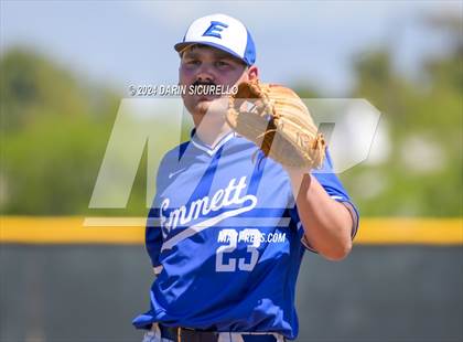 Thumbnail 1 in La Junta vs. Emmett (Coach Bob National Invitational) photogallery.