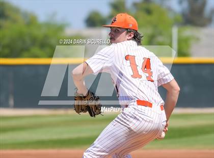 Thumbnail 2 in La Junta vs. Emmett (Coach Bob National Invitational) photogallery.