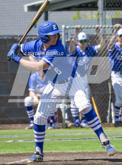Thumbnail 1 in La Junta vs. Emmett (Coach Bob National Invitational) photogallery.