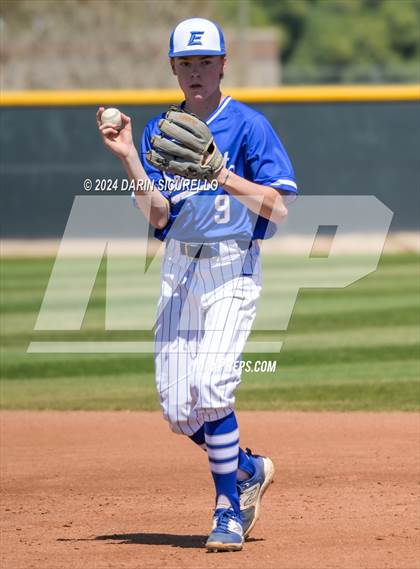 Thumbnail 2 in La Junta vs. Emmett (Coach Bob National Invitational) photogallery.