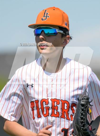 Thumbnail 2 in La Junta vs. Emmett (Coach Bob National Invitational) photogallery.