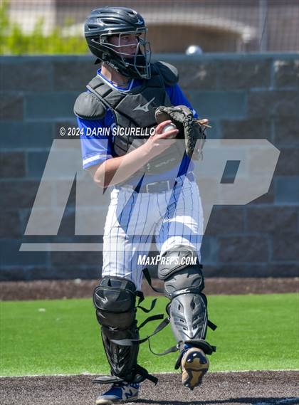 Thumbnail 2 in La Junta vs. Emmett (Coach Bob National Invitational) photogallery.