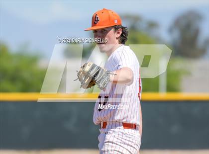 Thumbnail 2 in La Junta vs. Emmett (Coach Bob National Invitational) photogallery.