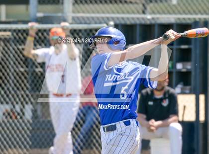 Thumbnail 3 in La Junta vs. Emmett (Coach Bob National Invitational) photogallery.
